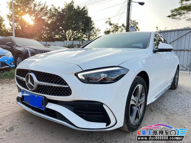 22年奔驰C轿车抵押车出售