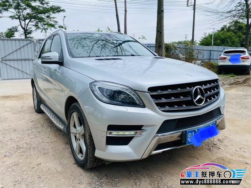 14年奔驰ML轿车抵押车出售