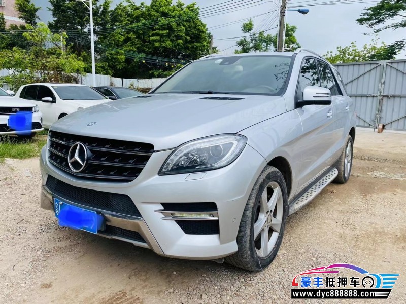 14年奔驰ML轿车抵押车出售