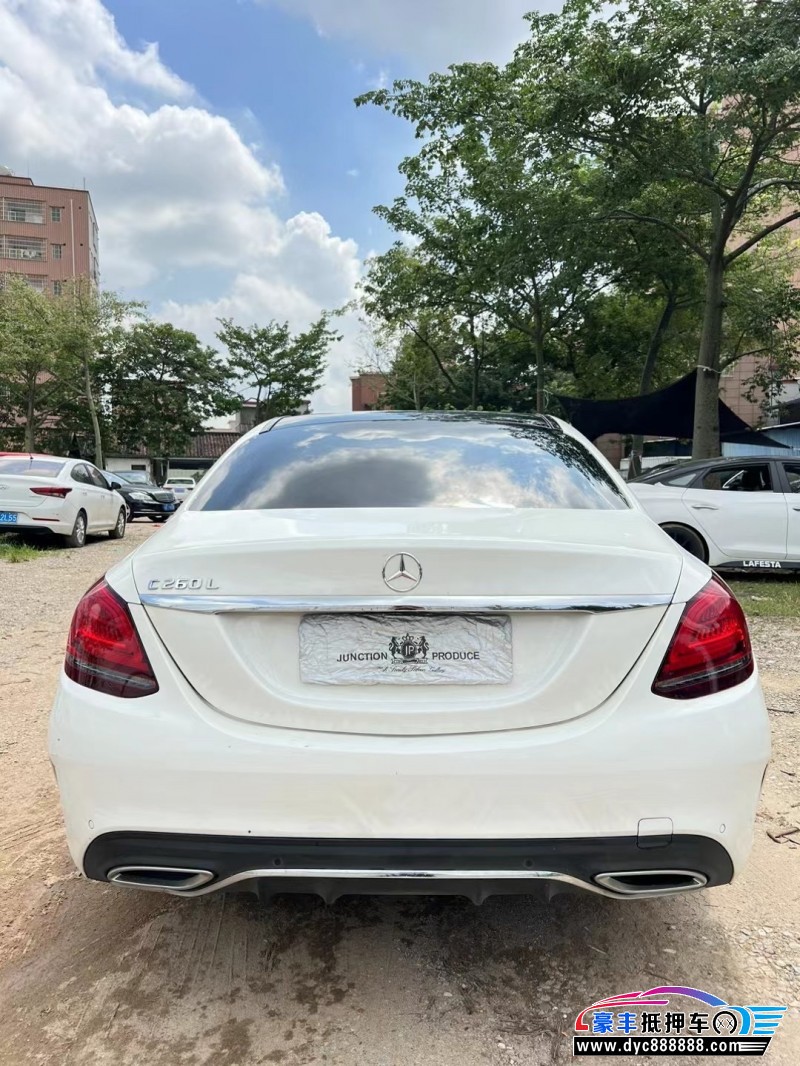 21年奔驰C轿车抵押车出售