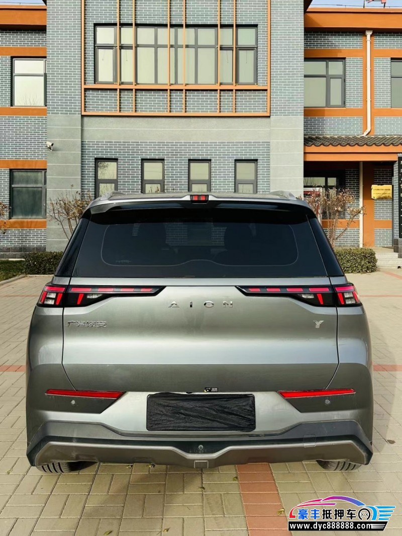 22年埃安E6轿车抵押车出售