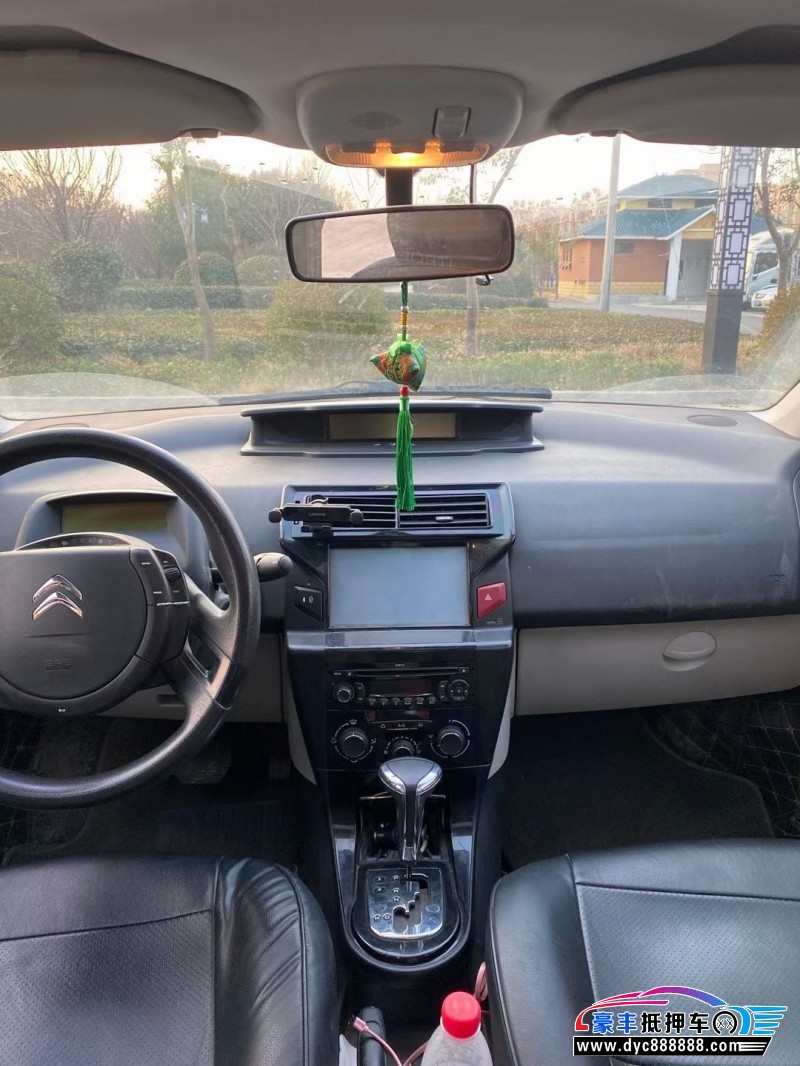 16年雪铁龙世嘉轿车抵押车出售