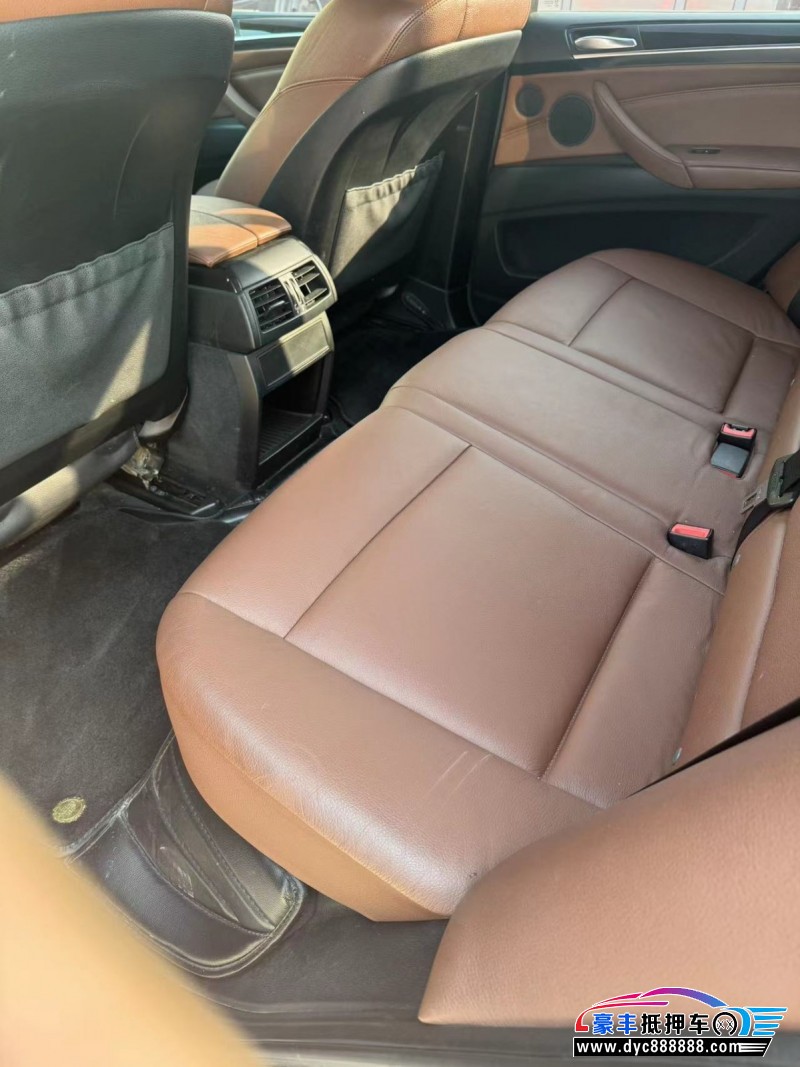 14年宝马X5轿车抵押车出售