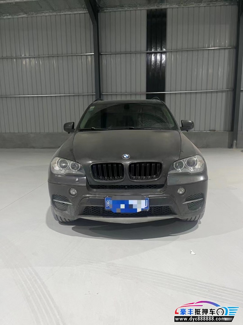 13年宝马X5轿车抵押车出售