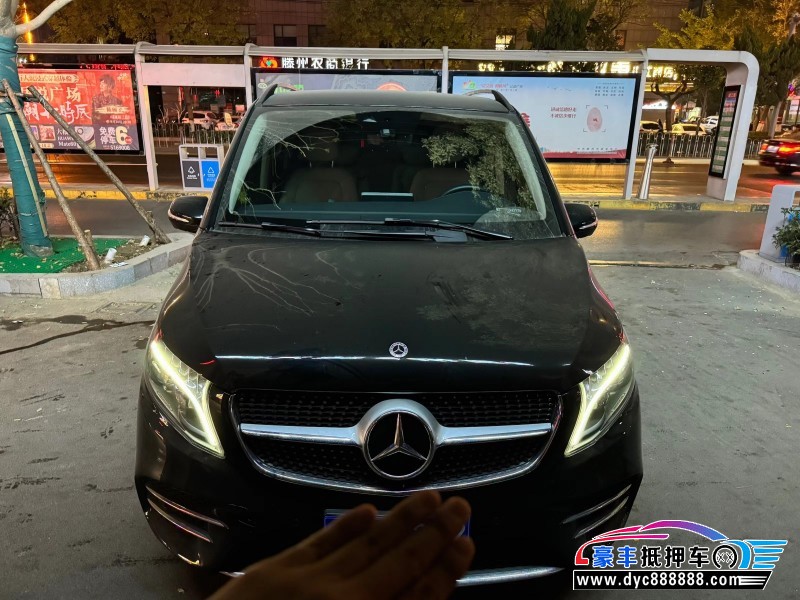 23年奔驰V轿车抵押车出售