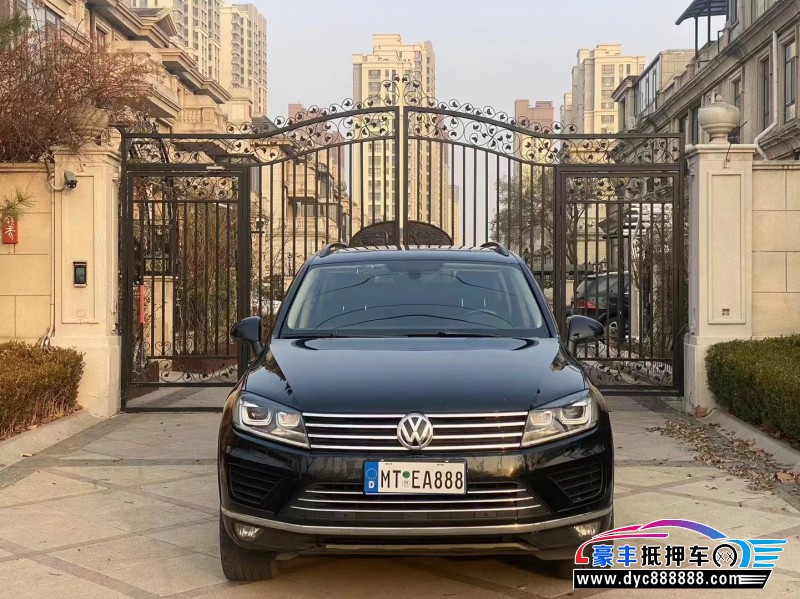 18年大众途锐轿车抵押车出售