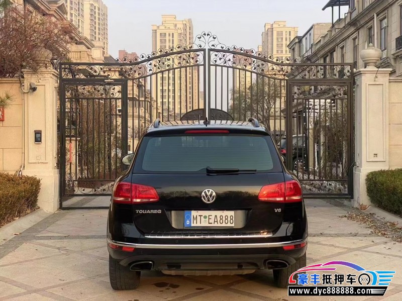 18年大众途锐轿车抵押车出售