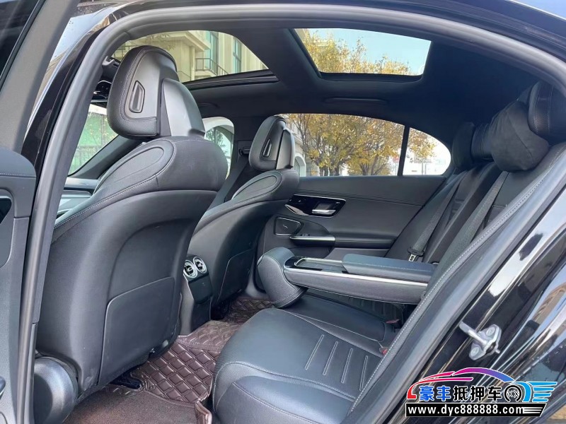 21年奔驰C轿车抵押车出售