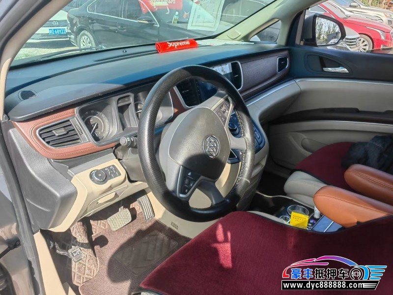 20年别克GL8轿车抵押车出售