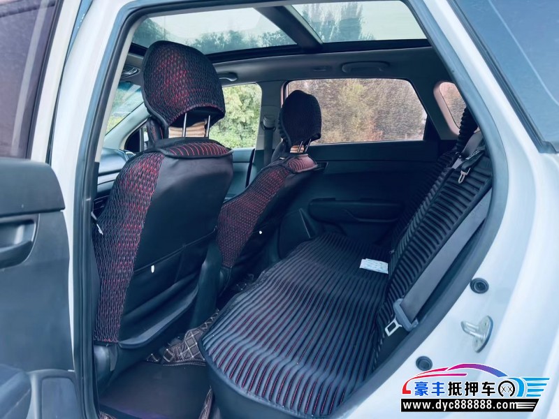 17年起亚KX3轿车抵押车出售