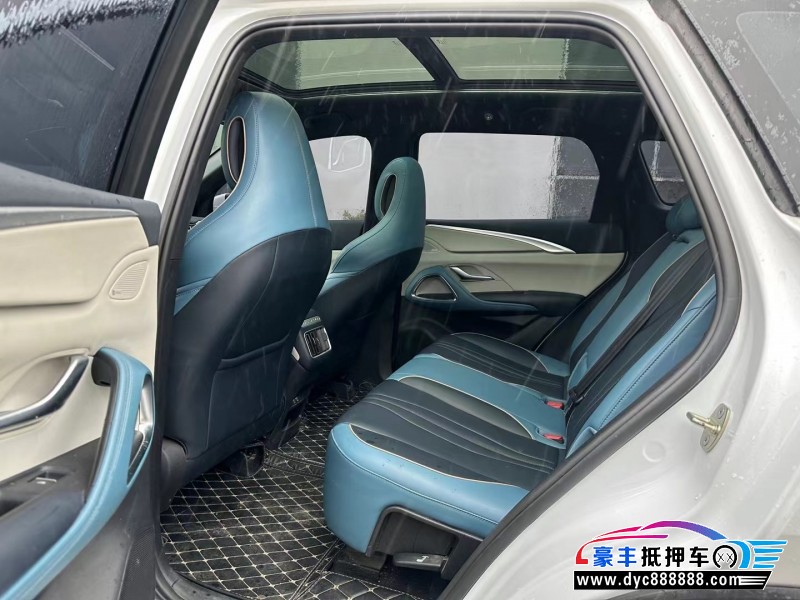 21年比亚迪宋轿车抵押车出售