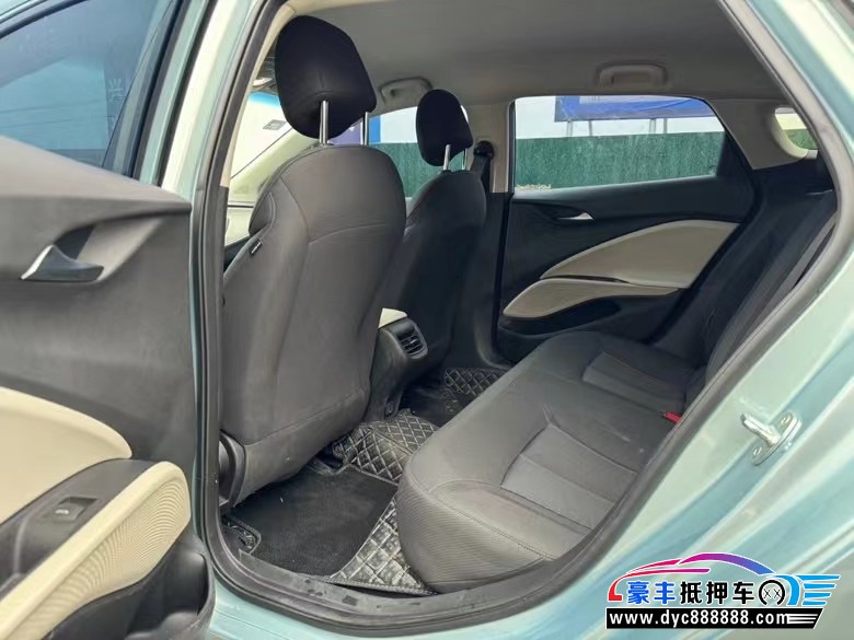 23年别克微蓝轿车抵押车出售