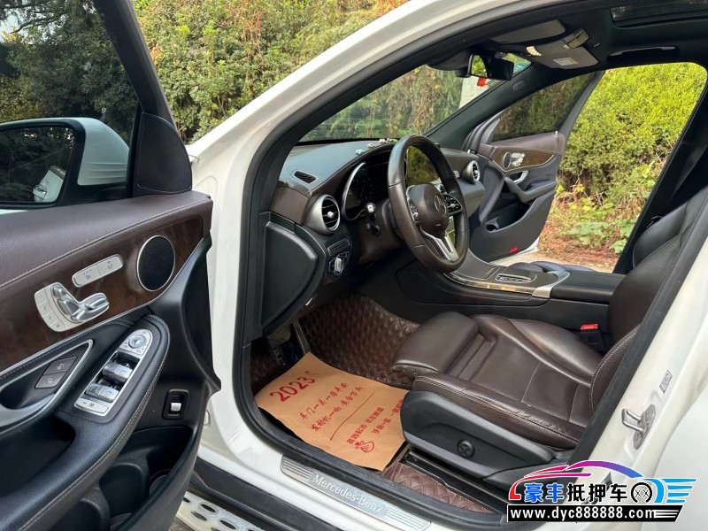 20年奔驰GLCSUV抵押车出售