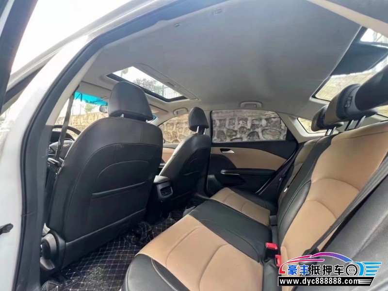 22年雪佛兰科鲁泽轿车抵押车出售