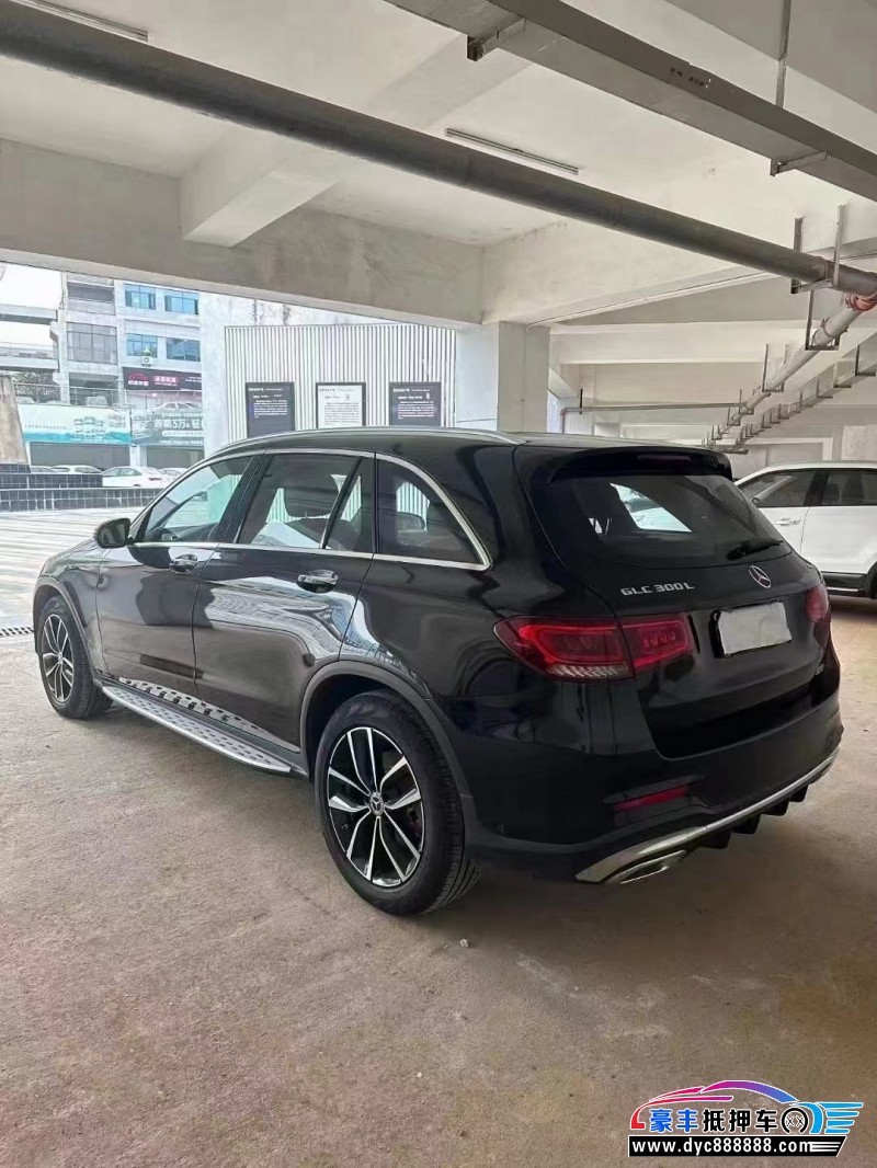 21年奔驰GLC轿车抵押车出售