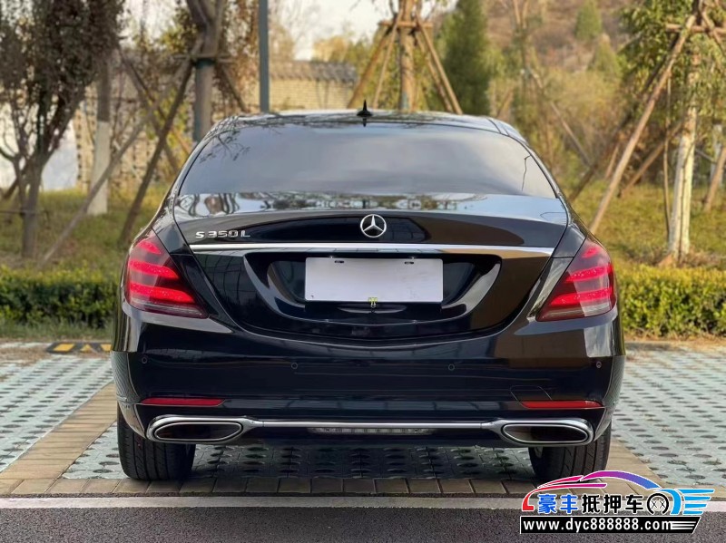 18年奔驰S轿车抵押车出售