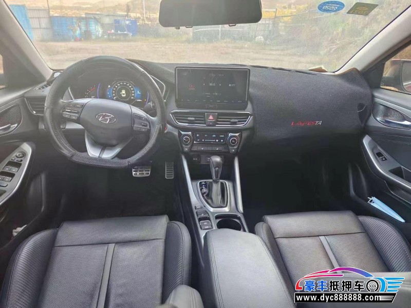 19年现代菲斯塔轿车抵押车出售