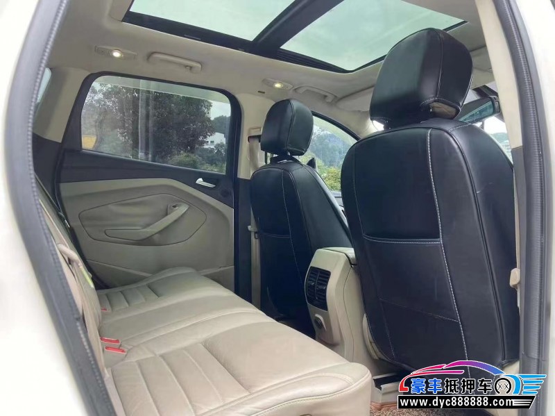 13年福特翼虎轿车抵押车出售