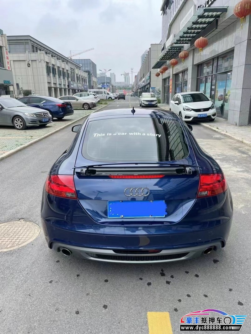 13年奥迪TT轿车抵押车出售