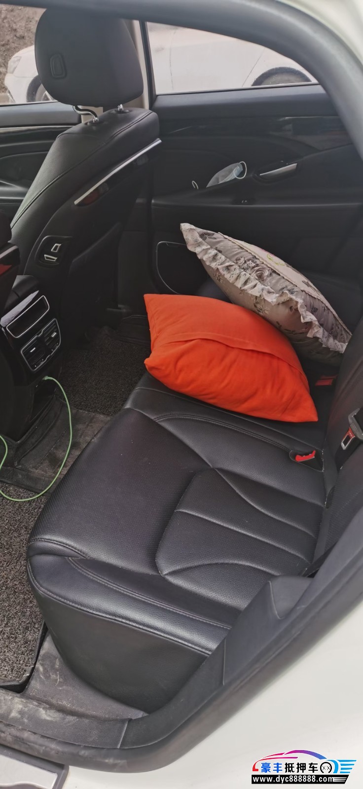 17年吉利博瑞轿车抵押车出售