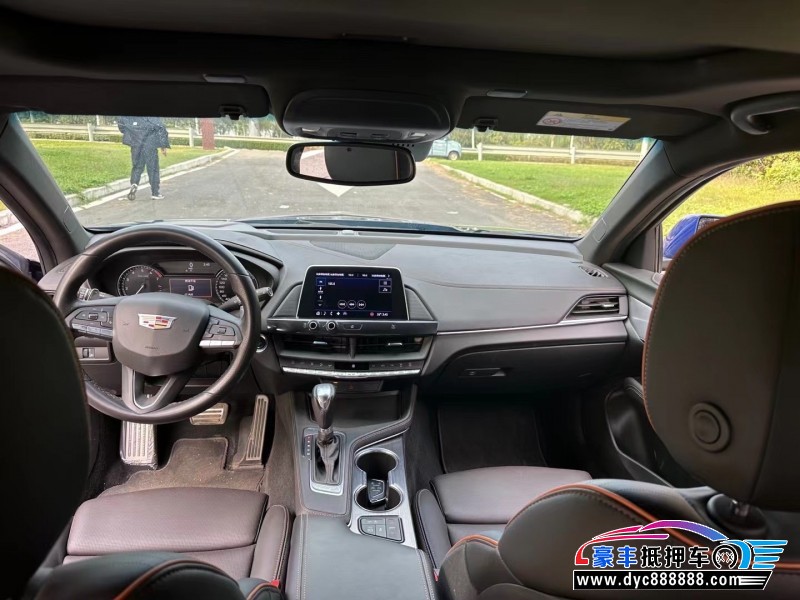 20年凯迪拉克CT4轿车抵押车出售