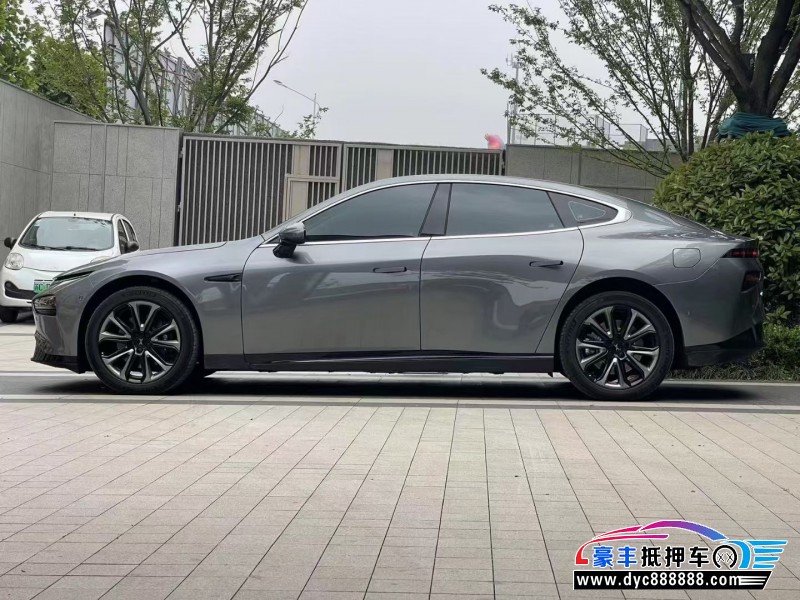 21年小鹏汽车P7轿车抵押车出售