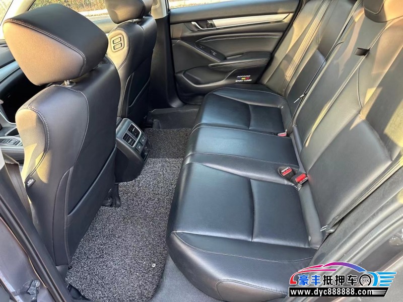 19年本田雅阁轿车抵押车出售