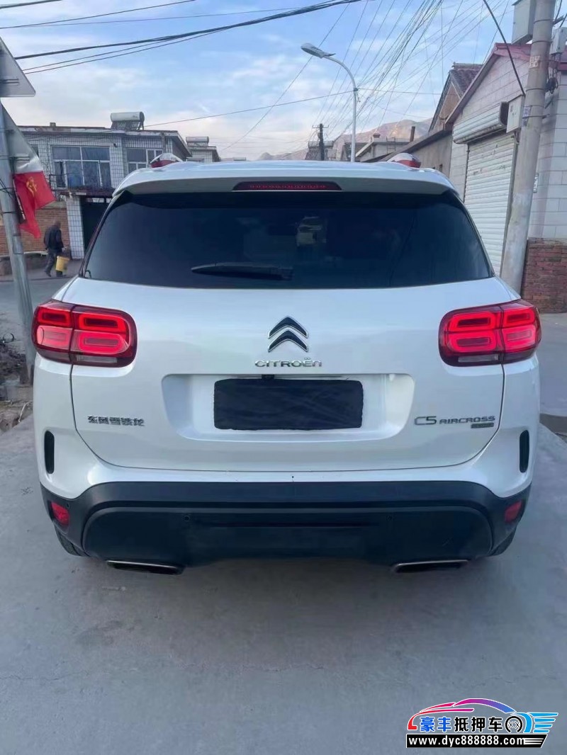 18年雪铁龙C5轿车抵押车出售