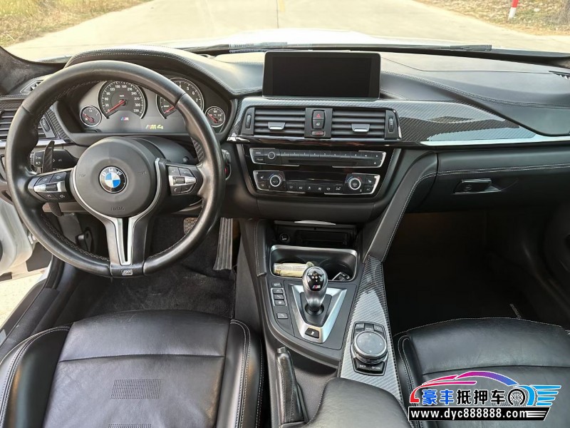 16年宝马M4轿车抵押车出售