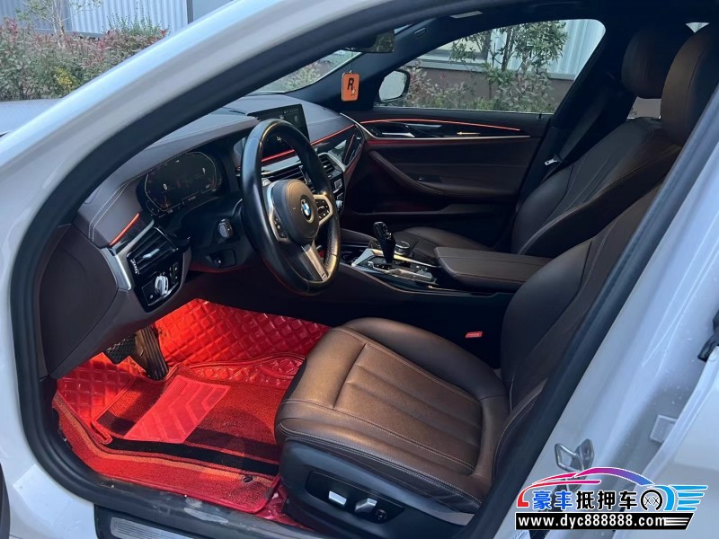 20年宝马5系轿车抵押车出售