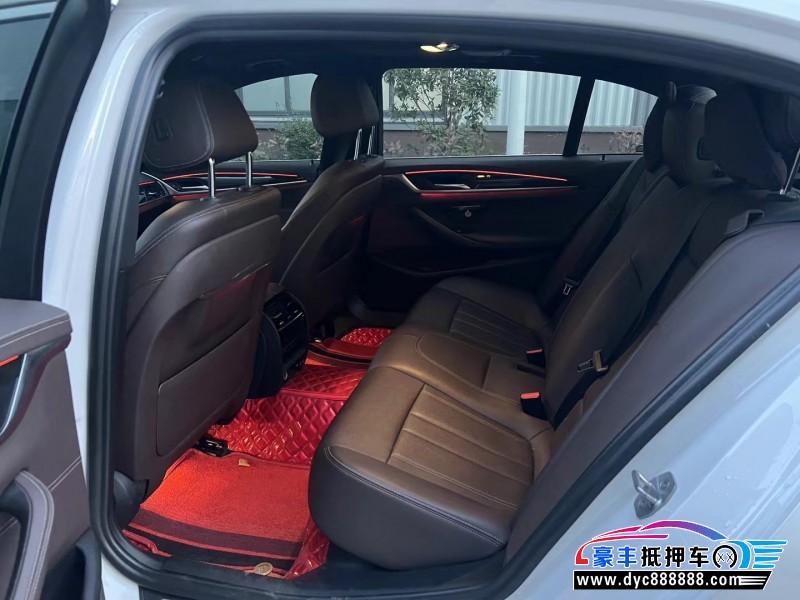 20年宝马5系轿车抵押车出售