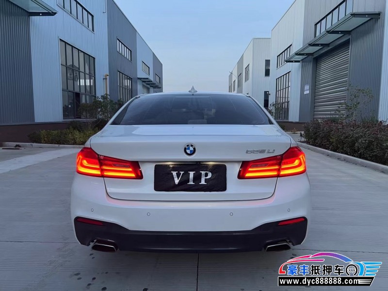 20年宝马5系轿车抵押车出售