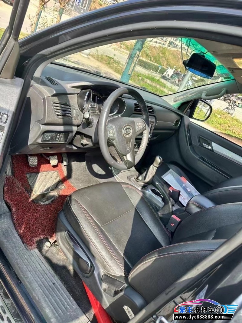 18年江淮帅铃T6轿车抵押车出售