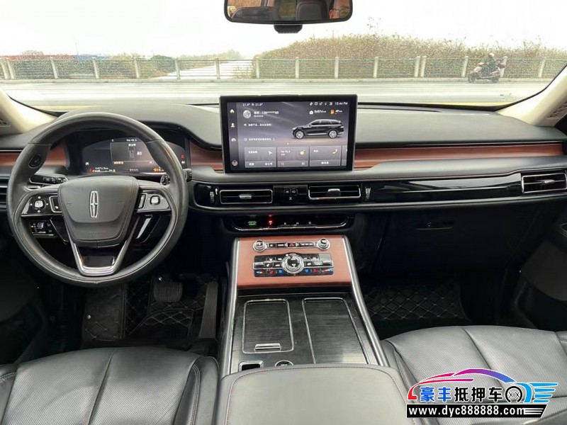 21年林肯飞行家轿车抵押车出售