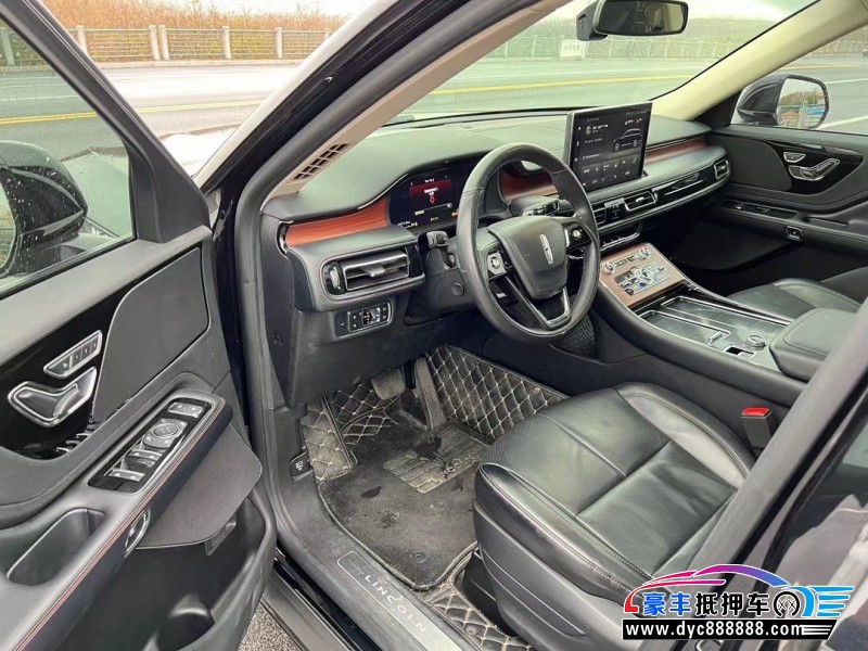 21年林肯飞行家轿车抵押车出售