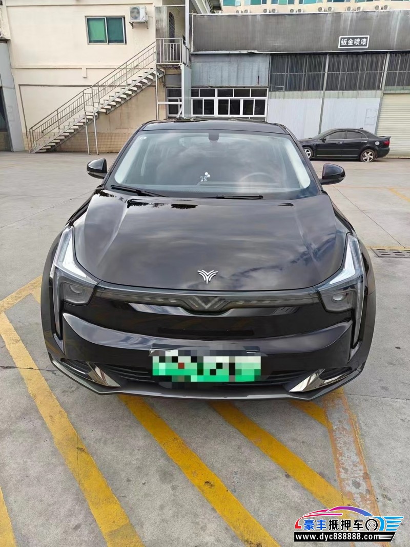 23年哪吒U轿车抵押车出售