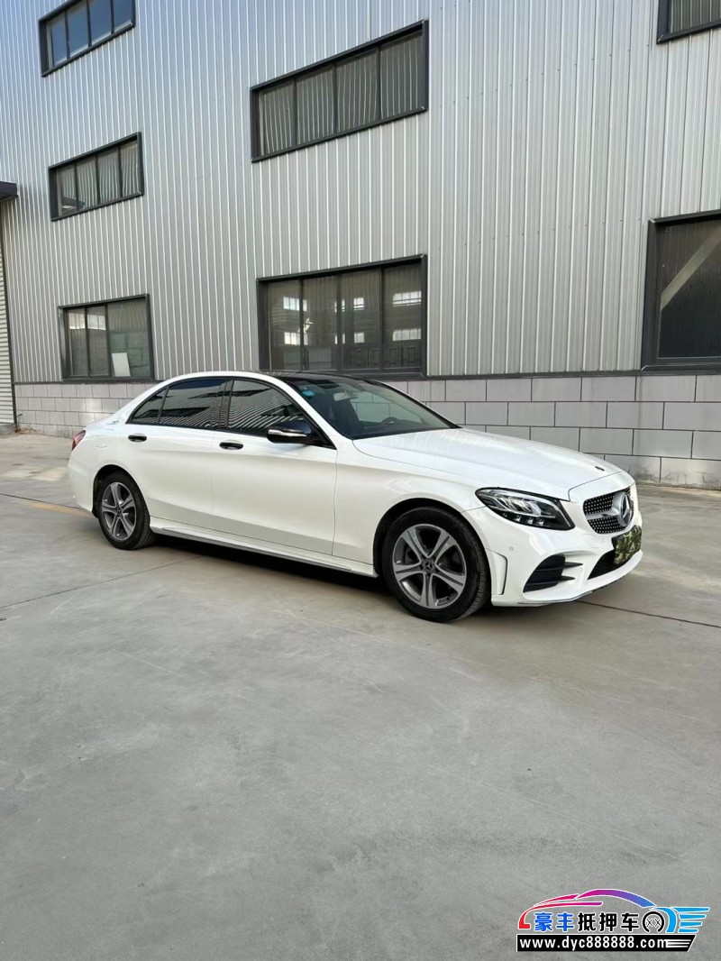 20年奔驰C轿车抵押车出售