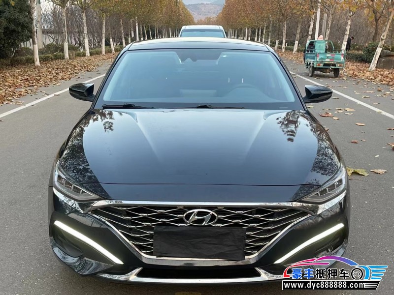 20年现代菲斯塔轿车抵押车出售