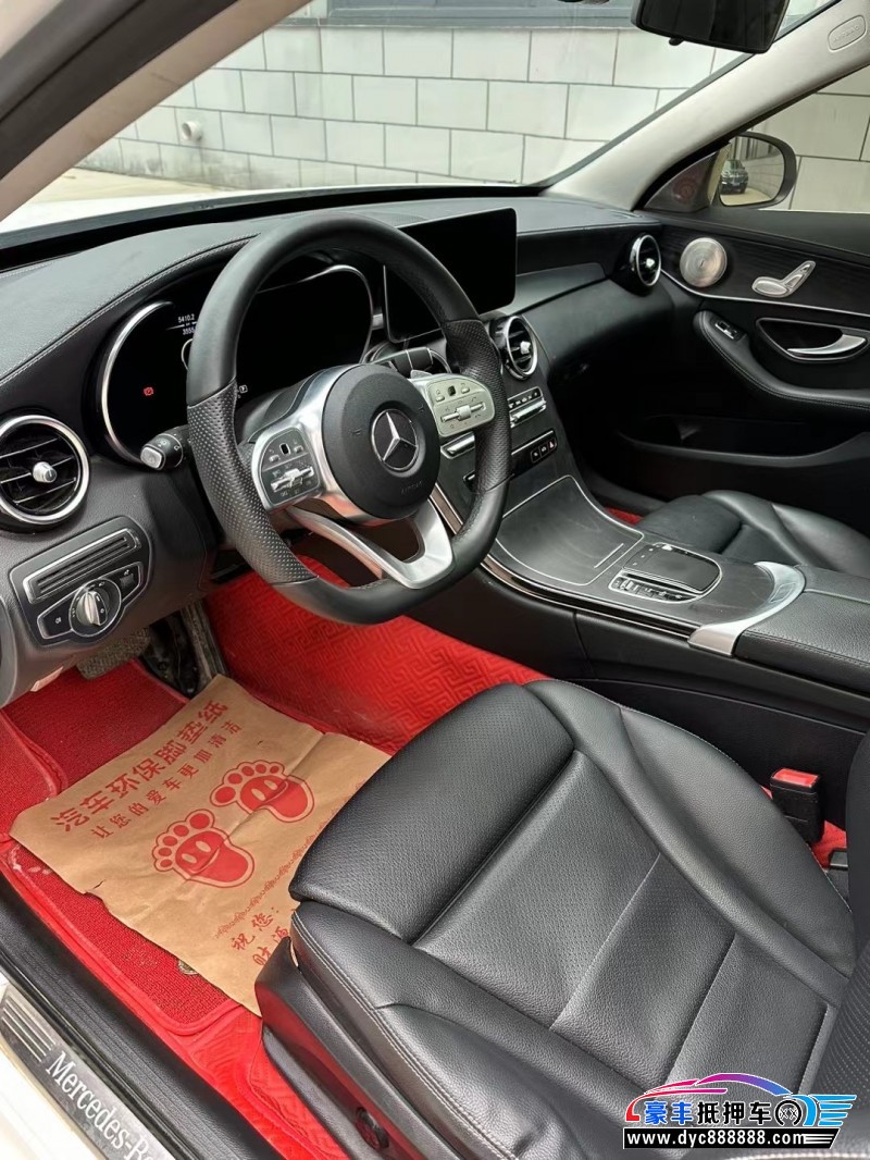 21年奔驰C轿车抵押车出售