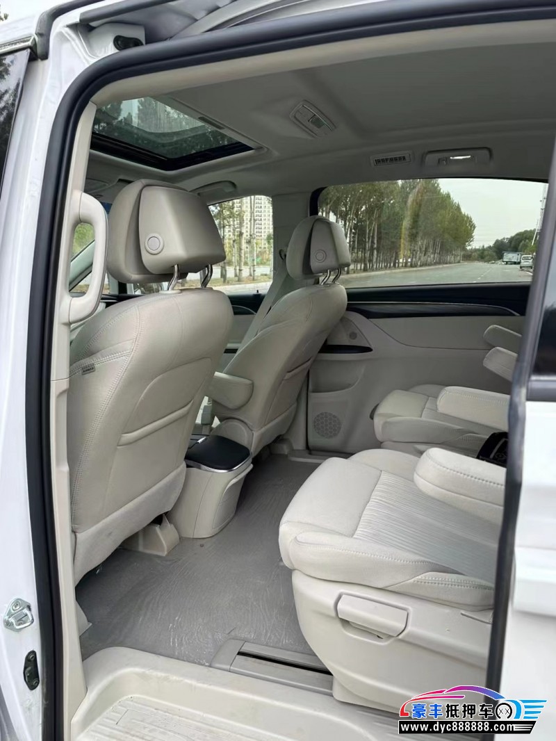 23年别克GL8轿车抵押车出售