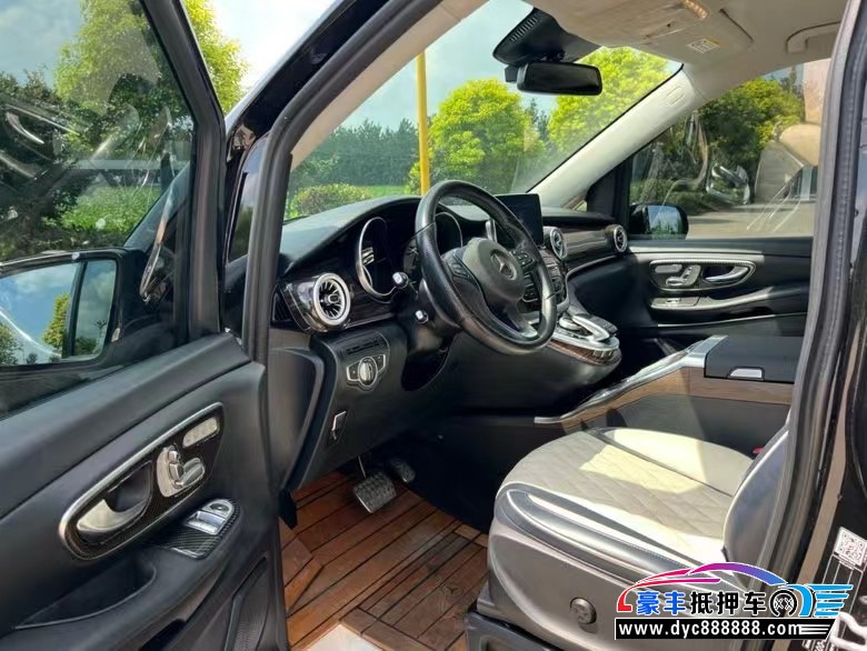 18年奔驰V级MPV抵押车出售