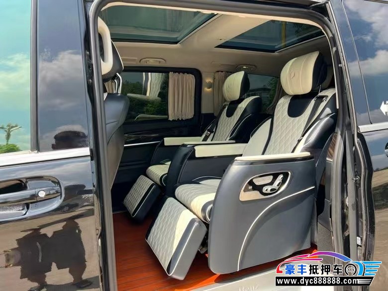 18年奔驰V级MPV抵押车出售