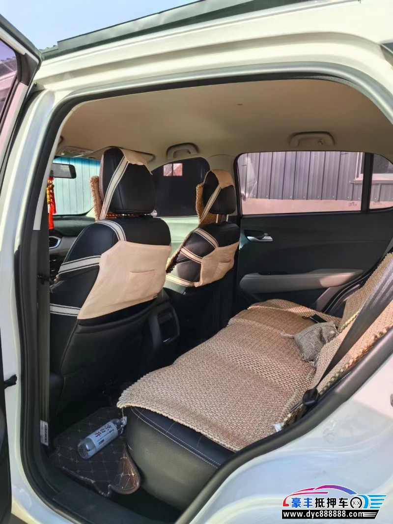 17年宝骏510轿车抵押车出售