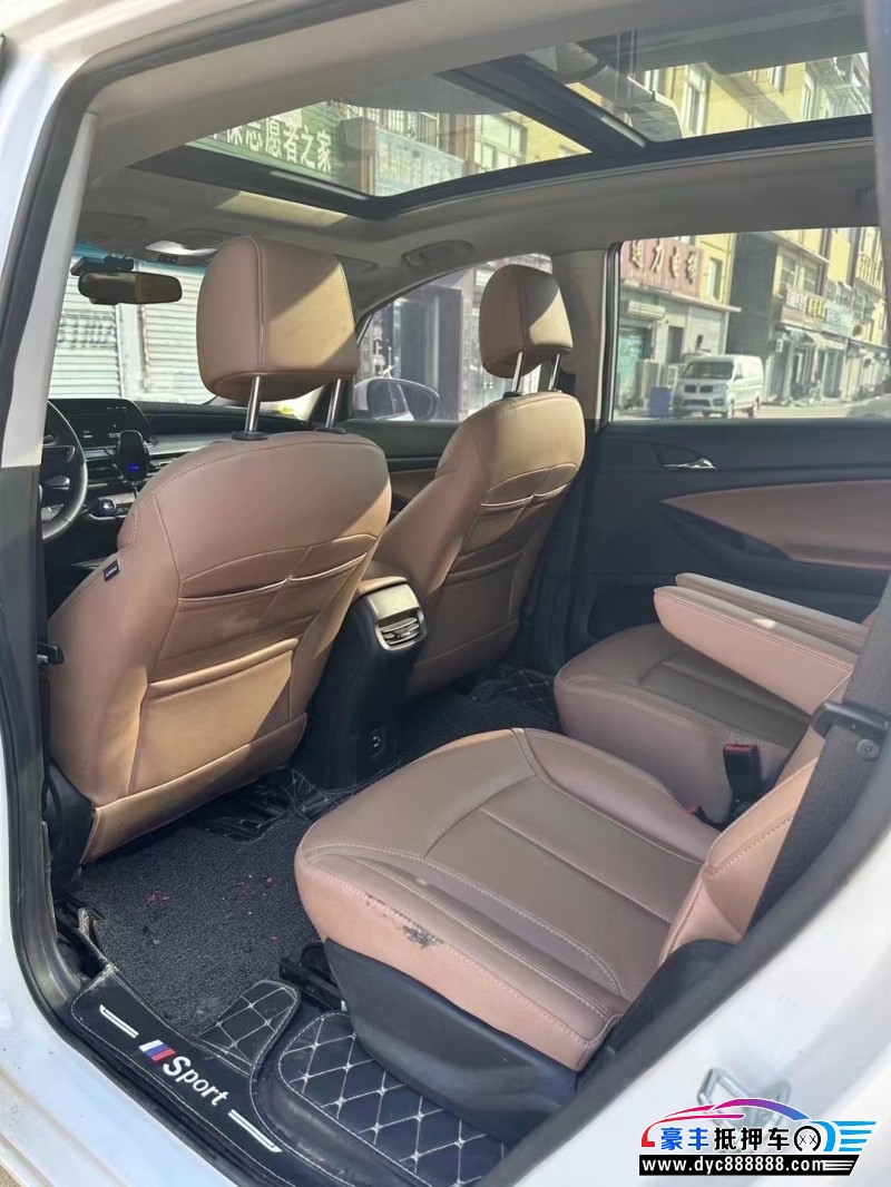 22年别克别克GL6轿车抵押车出售