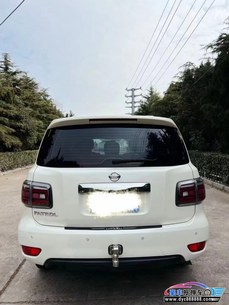 18年日产途乐轿车抵押车出售