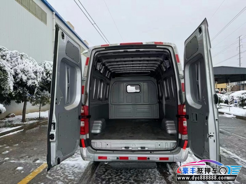 21年福田图雅诺轻客抵押车出售