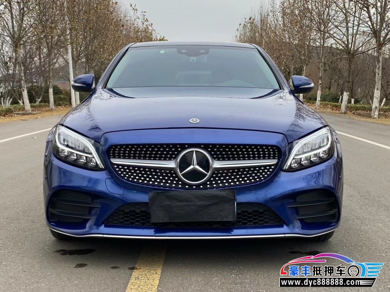 19年奔驰GLC轿车抵押车出售