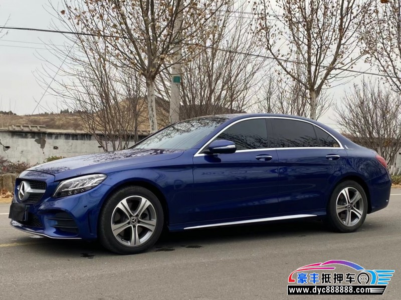 19年奔驰GLC轿车抵押车出售