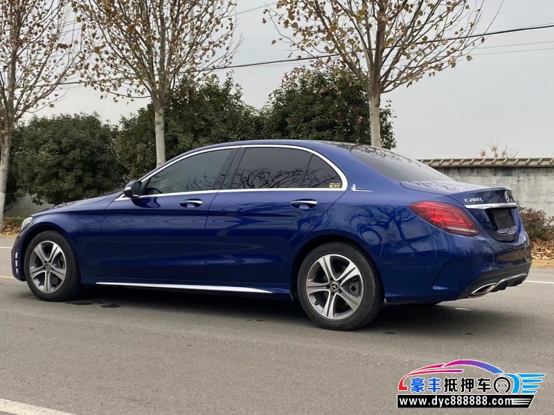 19年奔驰GLC轿车抵押车出售