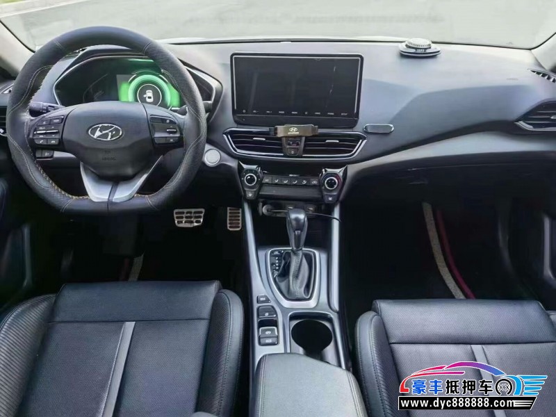 20年现代菲斯塔轿车抵押车出售